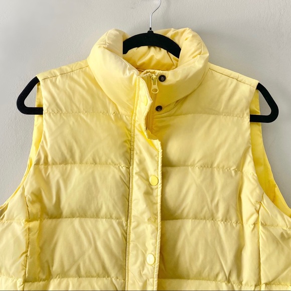 YELLOW PUFFER VEST - Picture 3 of 4